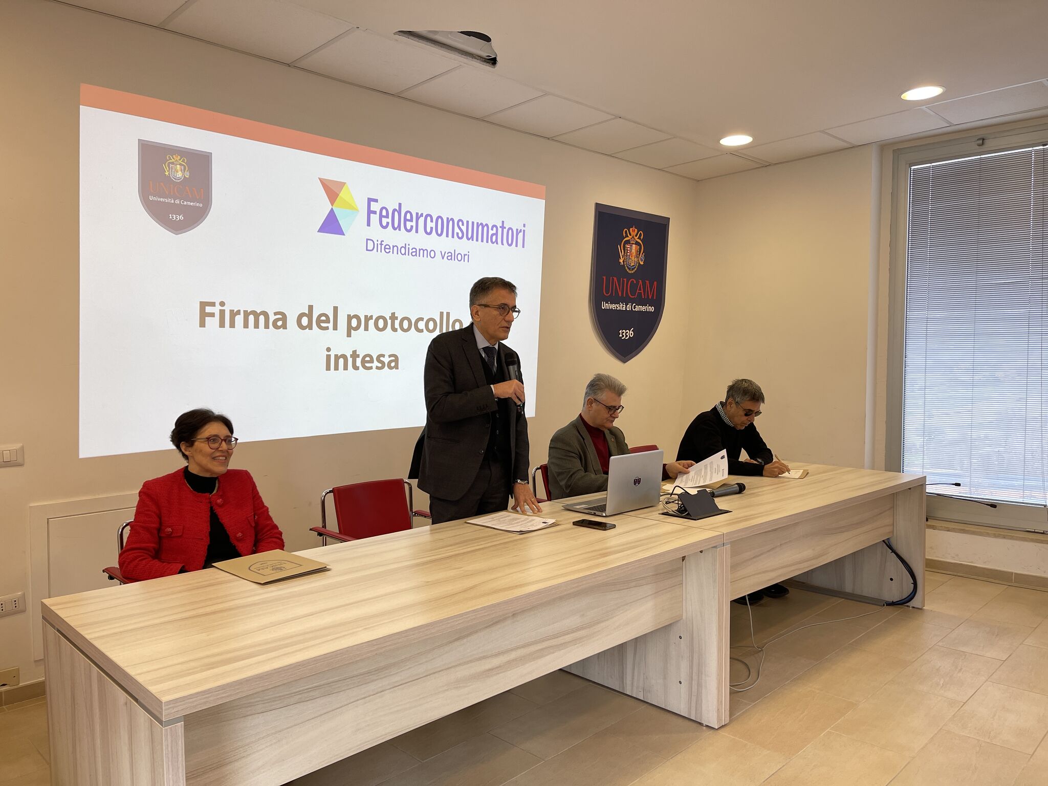 Firmato accordo di cooperazione fra Giurisprudenza UNICAM e la Federconsumatori