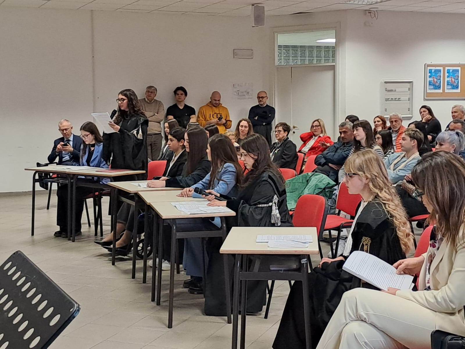 Simulazione di processo penale al Liceo Classico.