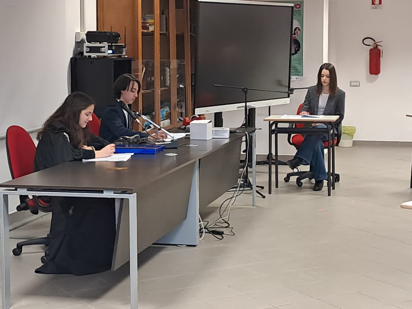 Simulazione di processo penale al Liceo Classico.