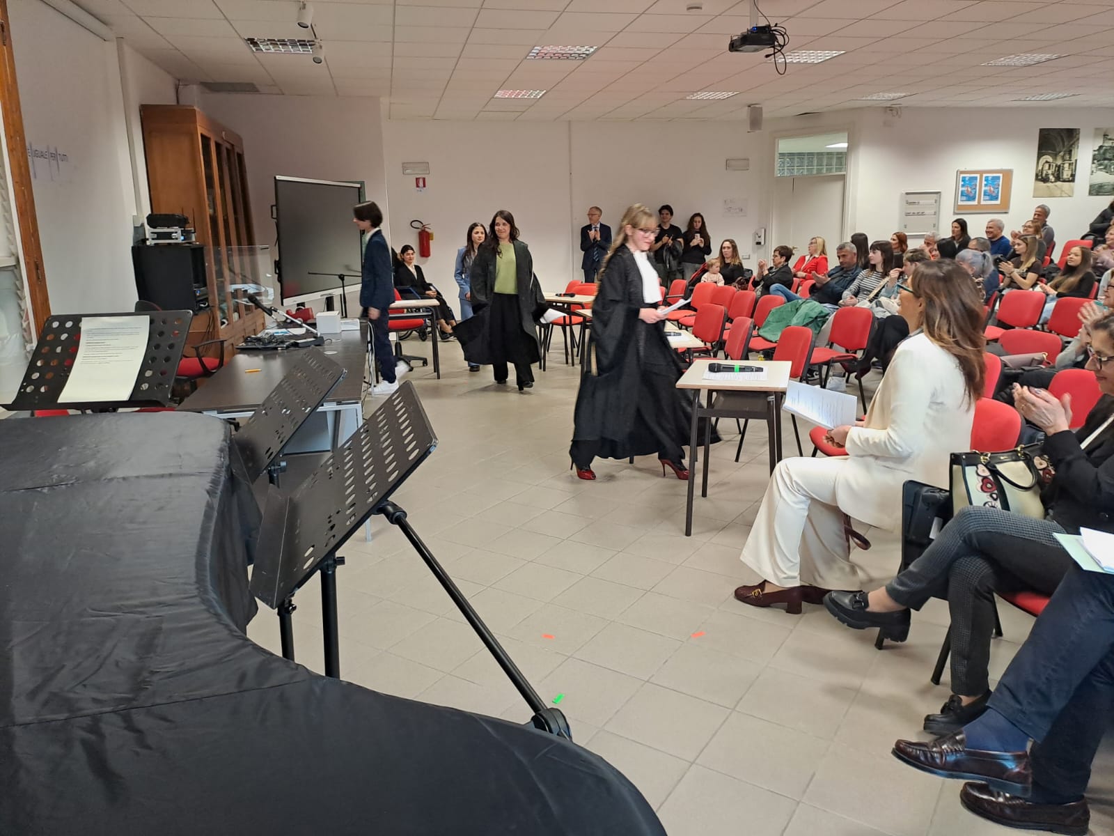 Simulazione di processo penale al Liceo Classico.