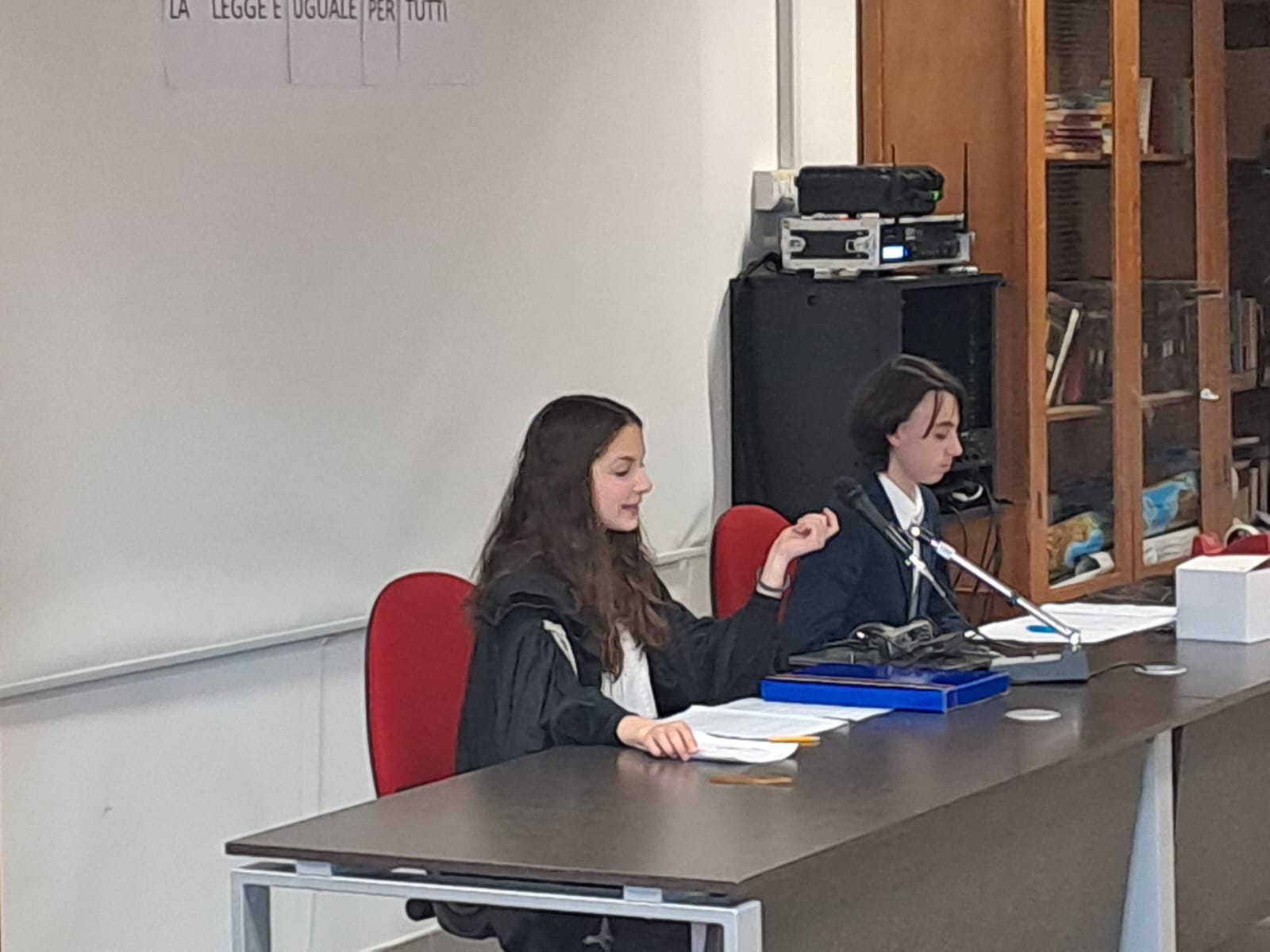 Simulazione di processo penale al Liceo Classico.