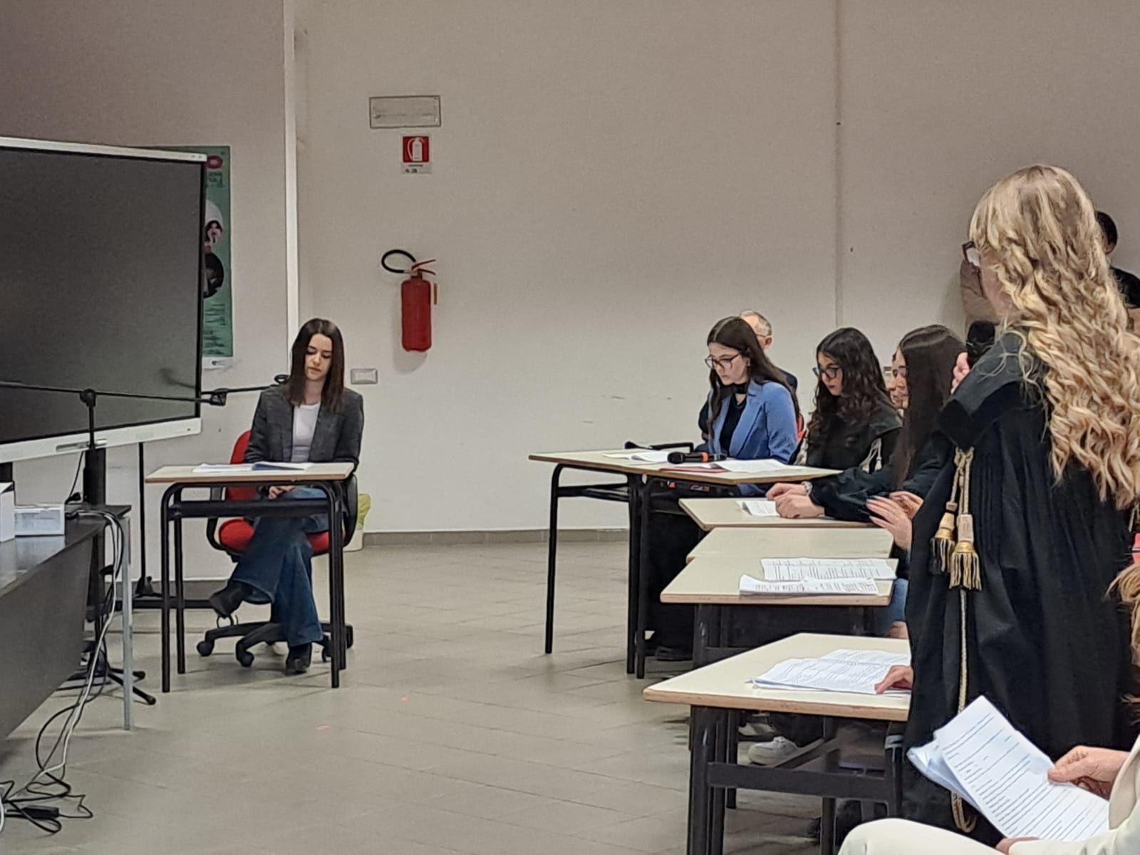 Simulazione di processo penale al Liceo Classico.