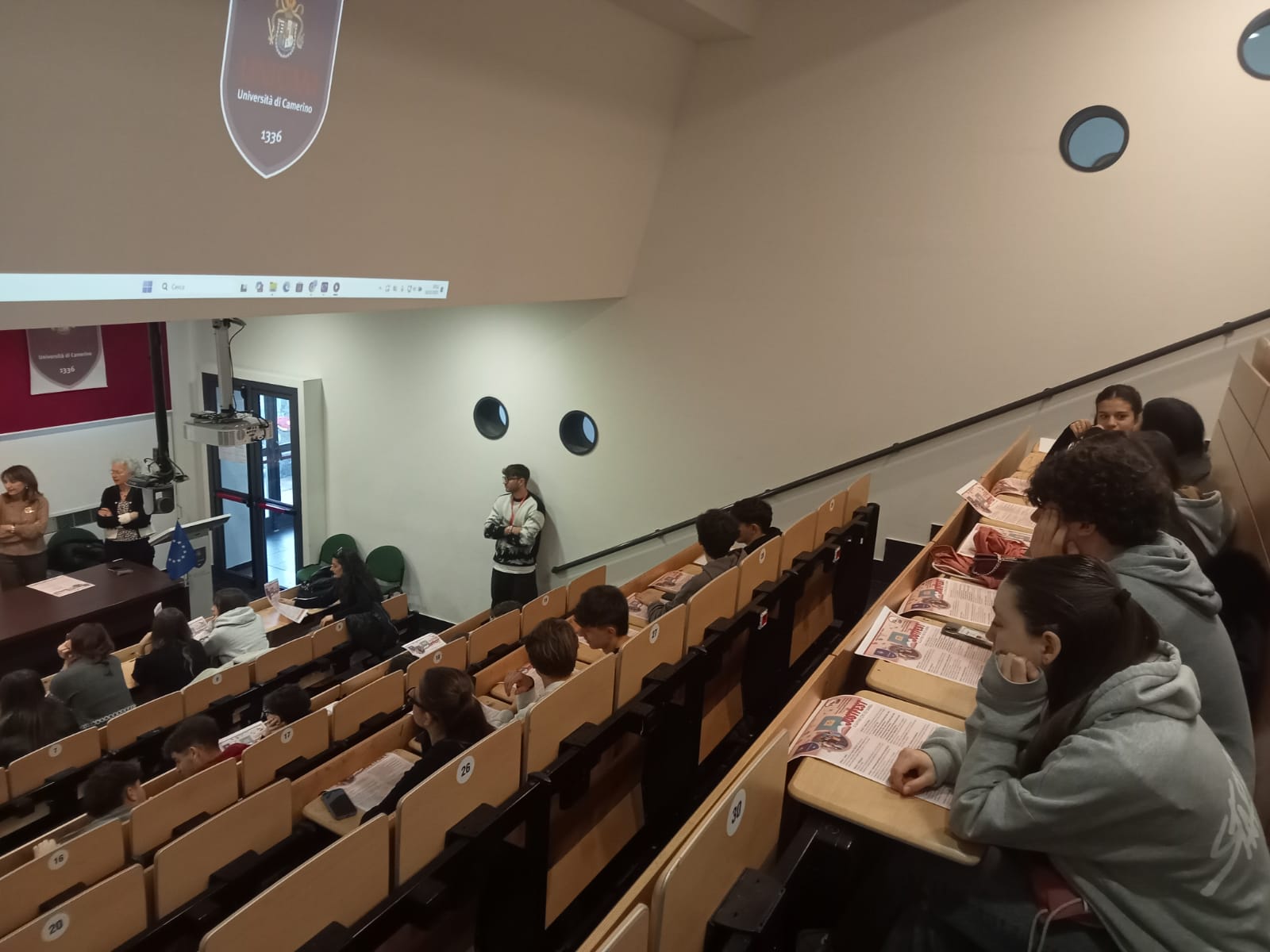 Gli studenti del liceo classico 'Stabili e Trebbiani'