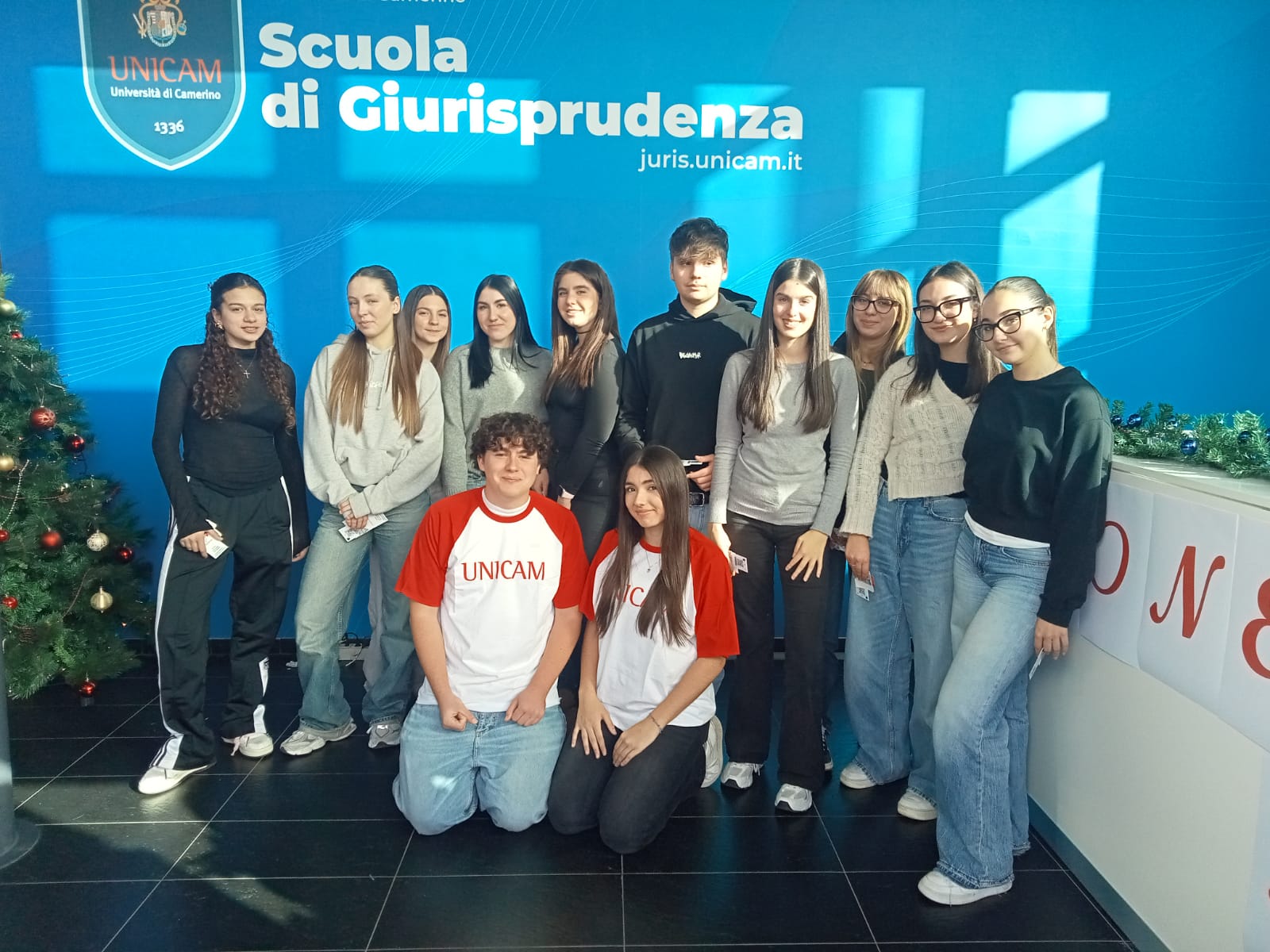 Gli studenti del liceo classico 'Stabili e Trebbiani'