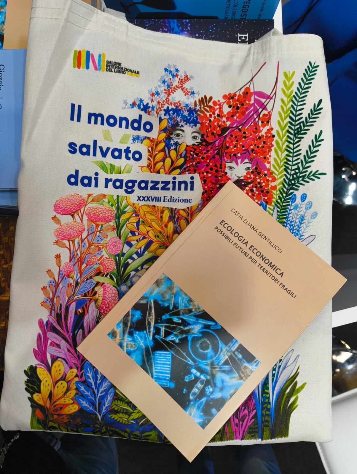 Libro della Prof.ssa Gentilucci al Salone del Libro di Torino