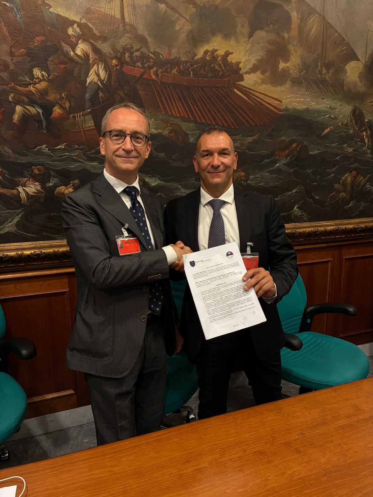 Firma della convenzione fra UNICAM ed il Sindacato Rappresentati Interessi Parlamentari